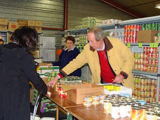 « La 27e campagne des Restos du cœur ou l'accompagnement de la misère » « La 27e campagne des Restos du cœur ou l'accompagnement de la misère »