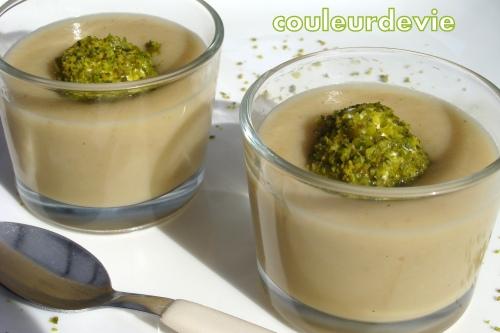 Velours d’échalotes aux perles de ricotta pistachées Velours d’échalotes aux perles de ricotta pistachées