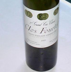 Deux beaux vins issus de sous-sol calcaire, avec du gibier Clos_Fourtet