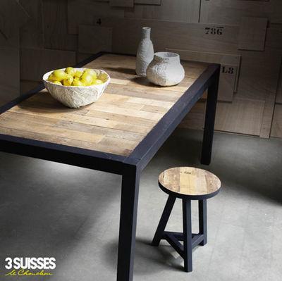 Didier Versavel pour les 3 Suisses Table et tabouret Didier Versavel pour les 3 Suisses