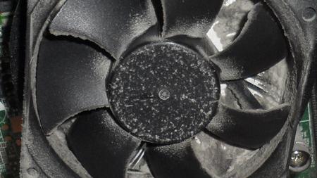 poussiere ventilateur ordi ventilateur ordinateur poussiere
