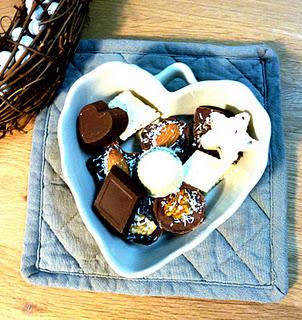 Chocolats de noël et sucettes au chocolat-chamallows