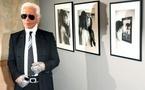 Karl Lagerfeld possède 20 iPads: « Ca fait aussi cadre »