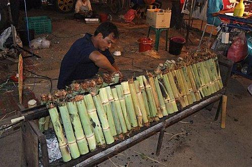 Udonthani, Festival Thung Si Muang. Photos en vrac. 2011-12-05 07-00-24 - DSCF0711 (Medium)