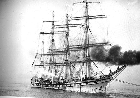 14- menu : au choix fayols ou pommes de terre valparaiso