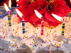 Réussir sa Vie souffle 4 bougies et vous offre des cadeaux ! 1093390_77621581_resize.jpg