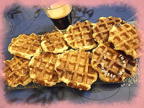 Recettes testées pour la Ronde #24 gaufresliegeoisescafe.jpg