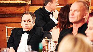 Critiques Séries : Life's Too Short. Saison 1. Episode 7. SEASON FINALE p00mmd62.jpg