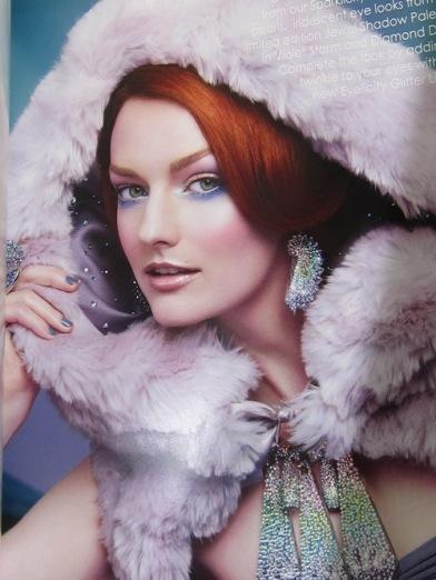 Tarina-Tarantino-Beauty-Aurora-Collection-for-Holiday-2011-003 La revue des collections de maquillage de Noël!