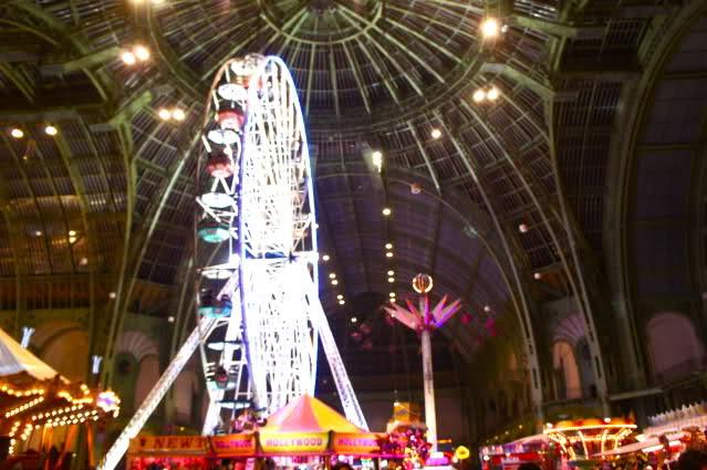 Joyeux Noel ! Image and video hosting by TinyPic