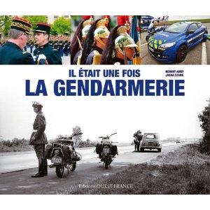 Beau livre - Il était une fois la gendarmerie 51fJRUmBfRL._SL500_AA300_.jpg
