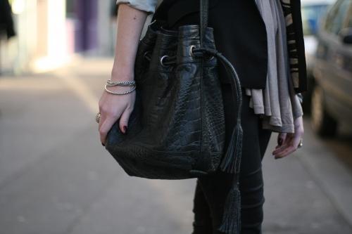 sac seau cuir croco Kurenaï