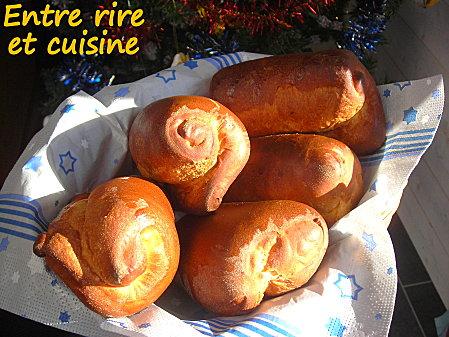 Petits pains viennois façon Chocolatines DSCN0258.JPG