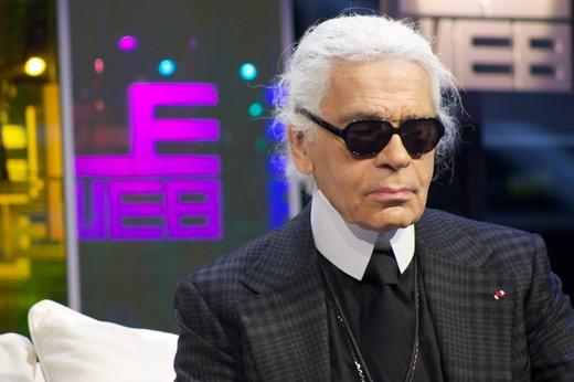 Karl Lagerfeld is going to launch an online collection!