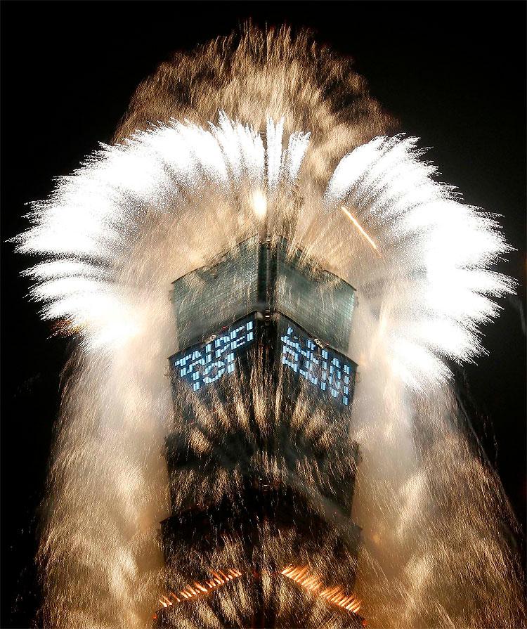 Le Nouvel an en photos .. 5 New Years 2012: Celebrations Around the World!