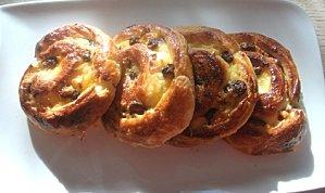 Pains aux raisins Pain-aux-raisins-2-copie-1.JPG