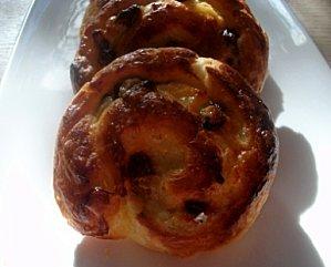 Pains aux raisins pain-aux-raisins-2-essais.JPG
