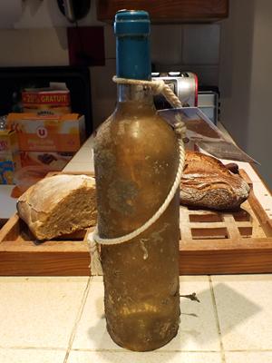 Blanc des Graves élevé 6 mois en immersion en mer (3) Blanc des Cabanes élevé sous la mer (?!?)