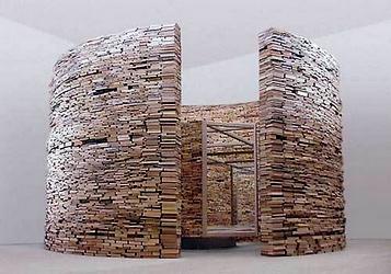 Les sculptures de livres de Matej Kren