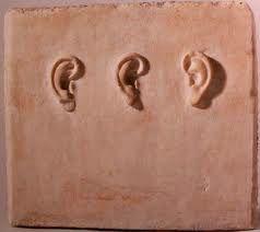 les murs ont des oreilles