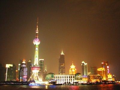 AU COEUR DES TENEBRES