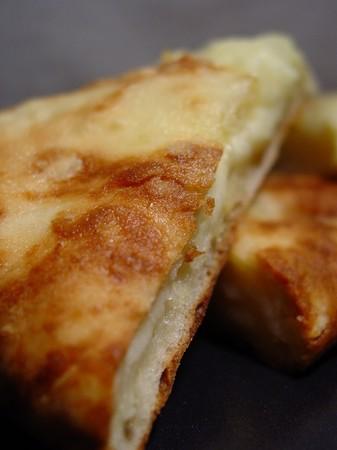 Hatchapuri / Pain Géorgien au Fromage - Dédicace à Lisanka hatchapuri_coupe_2