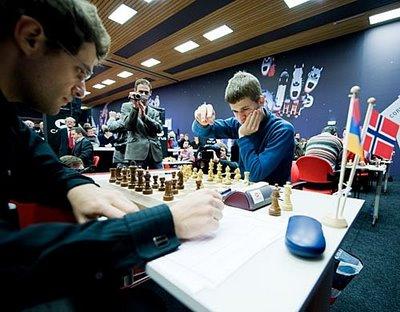 Magnus Carlsen peut-il gagner Linares ?