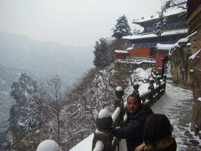 Wudangshan, berceau du Kung-Fu 3/4 武当山,武术之出生地 Image Hosted by ImageShack.us