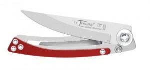 Liner rouge dozorme Claude Dozorme : une histoire de couteau !