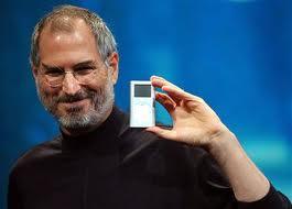 In Icons menacée sur la figurine de Steve Jobs