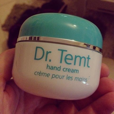 CEE pour les mains du Dr. Temt 20120106-154509.jpg