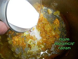 Délicieux Riz d'Accompagnement Garni de Côtelettes d'Agneau Délicieux Riz d'Accompagnement Garni de Côtelettes d'Agneau