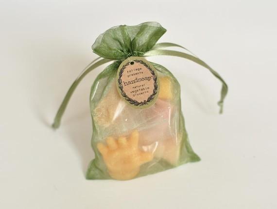 Les handsoap: des petites mains savonneuses! il_570xN.185060822.jpg