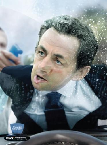 Sarkozy, Obama et la Queen dans une campagne publicitaire... sarko.jpg
