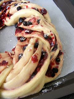 Kringle Estonien aux fruits rouges (framboise, cranberries et bleuets)