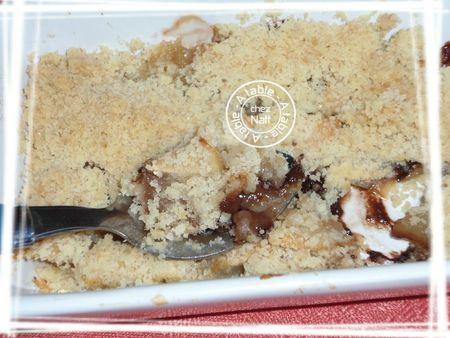 Crumble aux pommes et pépites de chocolat crumble aux pommes et pépites de chocolat 2