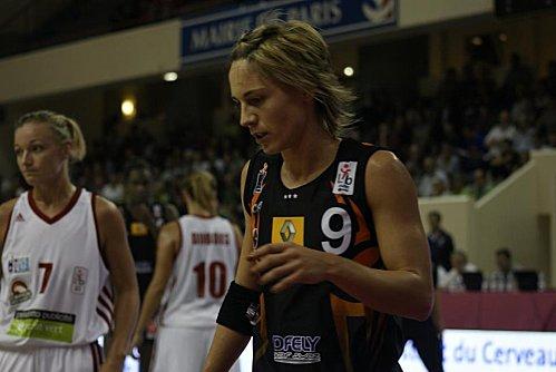 LFB: La Journée 16 du 14/01/2012 Celine-DUMERC-2--Bourges-.jpg