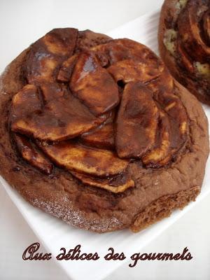 LA TARTE FINE AUX POMMES CHOCOLATÉES ET  CAMEMBERT