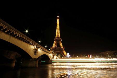 Je ne sais plus où... tour eiffel6340