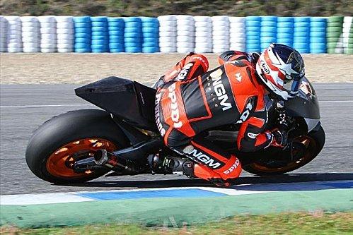 GP-2012-01-24-Edwards-a-Jerez-BMW-Suter.jpg