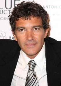Antonio Banderas Launches His New Fragrance Cinéma : Castro’s Daughter (projet)