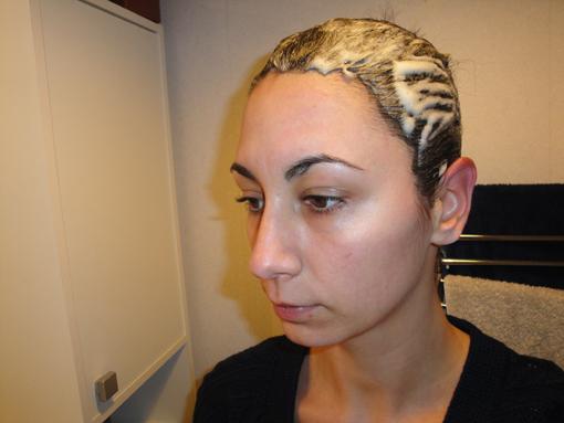 La coloration mousse de John Frieda, elle donne quoi ? - PouletteBlog La coloration mousse de John Frieda, elle donne quoi ?