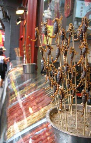 Scorpions_on_Wangfujing_Dajie_snack_street_in_Beijing