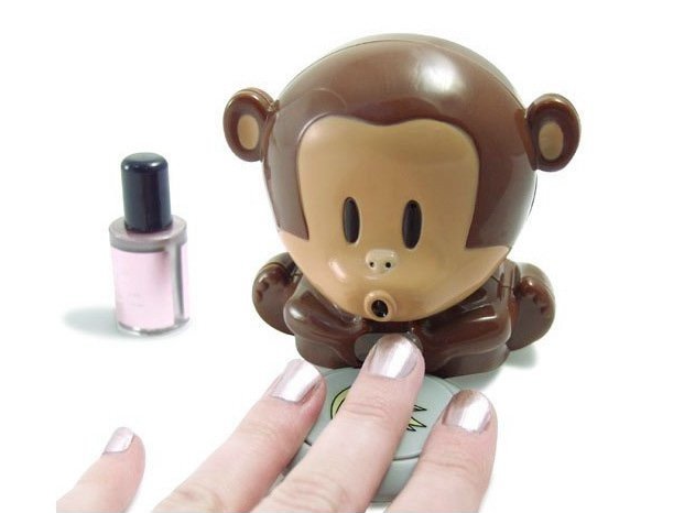 So cute: le petit singe souffleur pour une manucure bien séchée! Sans-titre.png