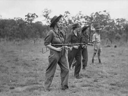 9 Owen 2 [Cthulhu] Owen Submachine Gun, Australie 1941 1960