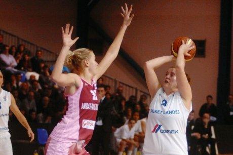 LFB : Basket Landes tient sa revanche face à Arras Julie-Barennes--BL--vs.-Arras_Nicolas-Le-Lievre.jpg