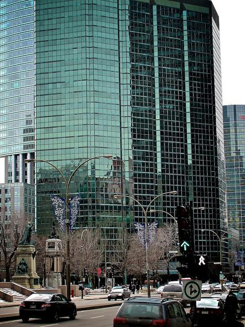 Lunch hour in Montreal....ou Apéros à midi :-) DSC08380