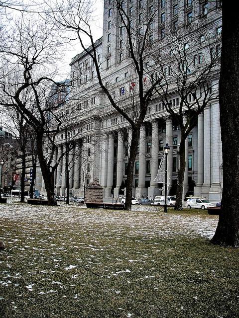 Lunch hour in Montreal....ou Apéros à midi :-) DSC08403