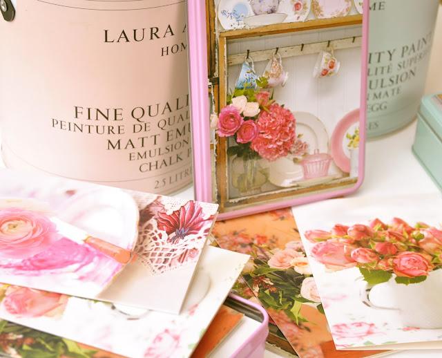 Une touche de Laura Ahsley Une touche de Laura Ahsley