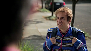 Critiques Séries : Portlandia. Saison 2. Episode 4. Grover. vlcsnap-2012-01-28-18h49m42s42.png